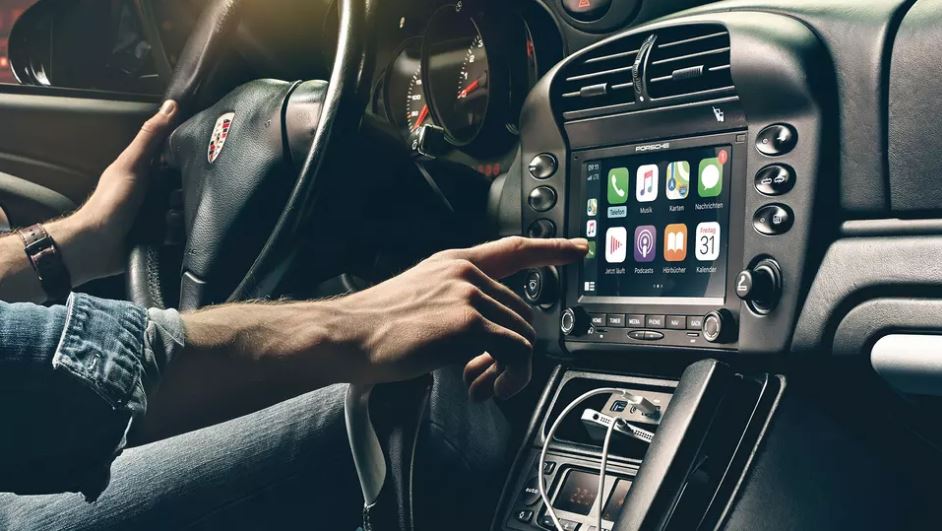 Classic Radio w/ Apple Car Play | 996/986 | PCCM